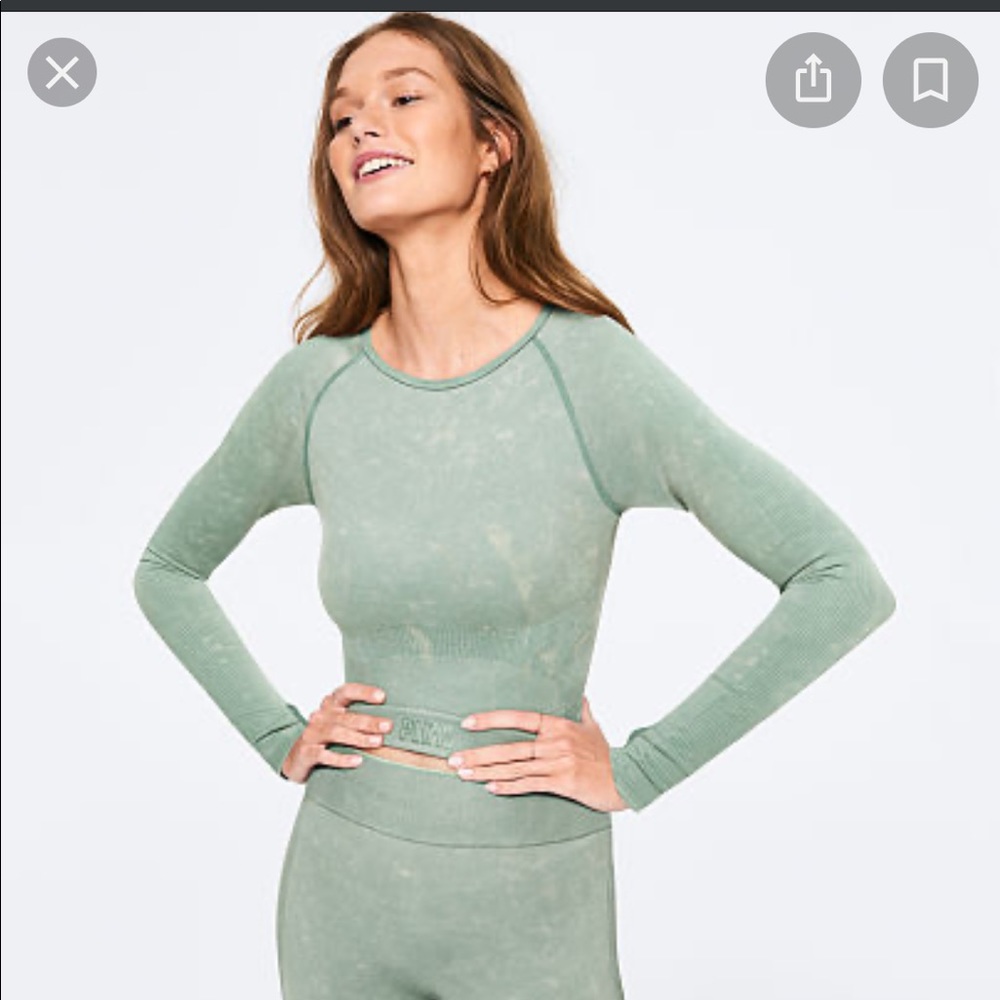 Victoria Secret PINK Seamless Workout Cropped Crew